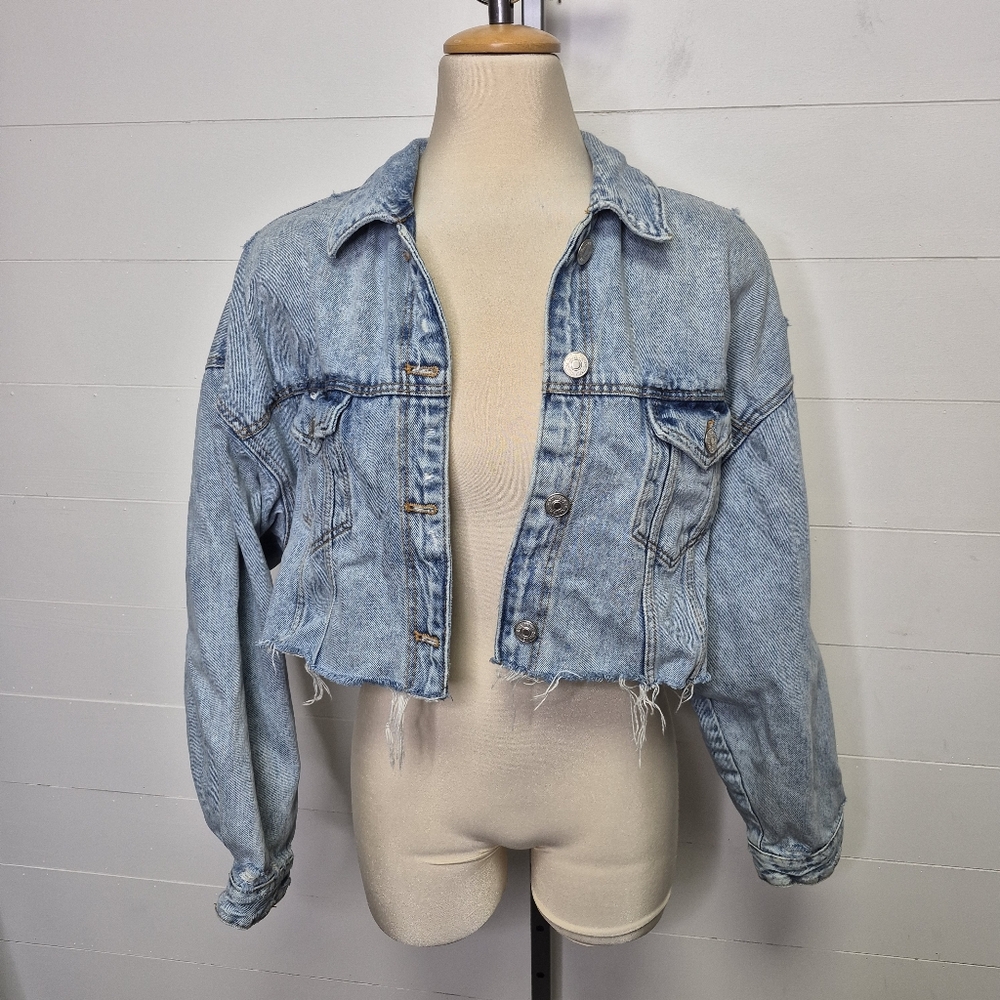 ***SOLD***Upcycled Zara Patchwork Cropped Raw Hem Jean Jacket Size L - Picture 7 of 10